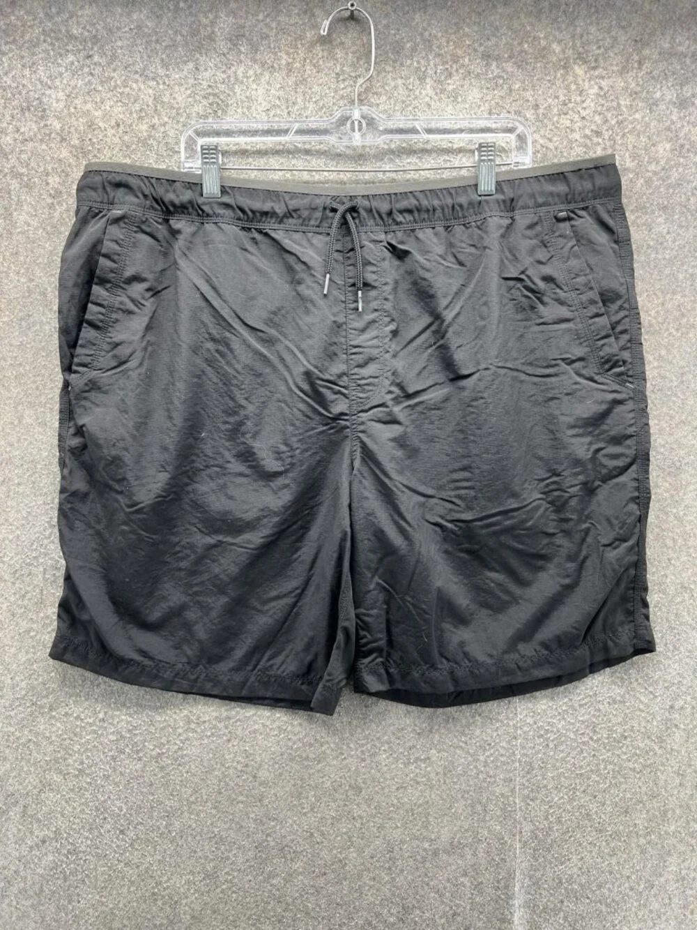 The North Face Swim Trunks Mens 2XL Black Solid Mesh Lined Quick Dry Shorts